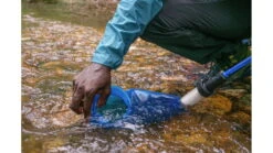 CamelBak LifeStraw Crux 2L Reservoir Kit 11 CamelBak LifeStraw Crux 2L Reservoir Kit -Alps Mountaineering Shop opplanet camelbak lifestraw crux 2l reservoir kit blue 2561401000 av 4