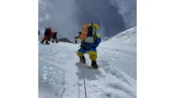 Hyperlite Mountain Gear 4400 Ice Pack - Small -Alps Mountaineering Shop opplanet hyperlite mountain gear 4400 ice pack white tall 3 10470 4 av 10