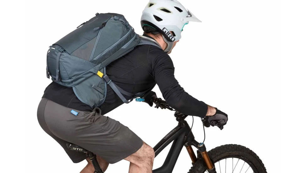 Thule Rail Hydration 18L Backpack 10 Thule Rail Hydration 18L Backpack - Image 8